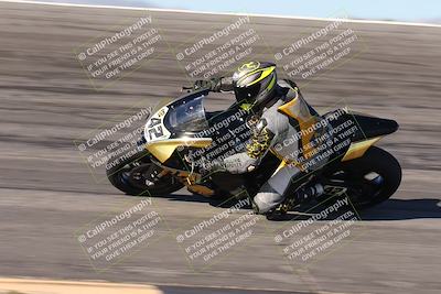 media/Jan-16-2026-CVMA Friday Practice (Fri) [[6f2bf47531]]/3-Racer 2/Session 2 Bowl Entry Pans/